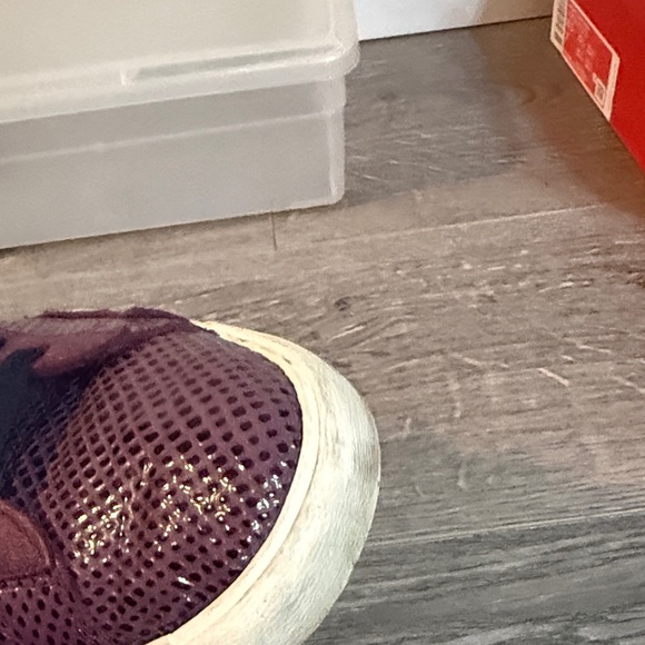 Nike Womans Sneakers - Burgundy and Black - Picture 5 of 6